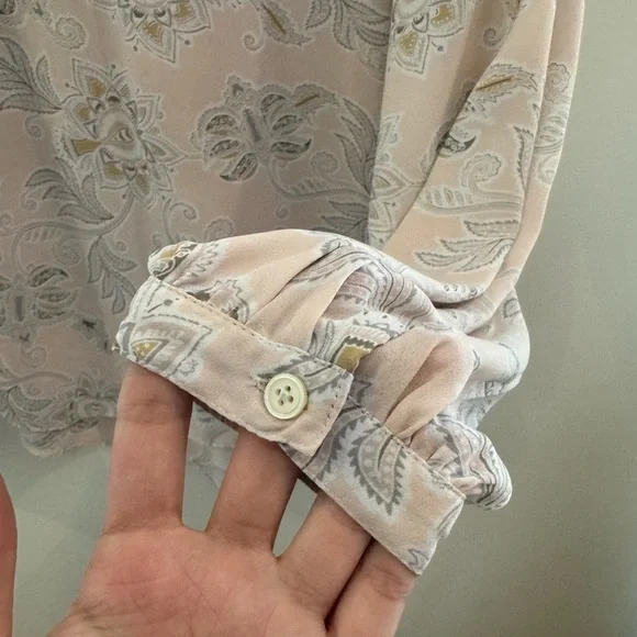 Loft Pink Floral Long Sleeve Shirt - Picture 4 of 7